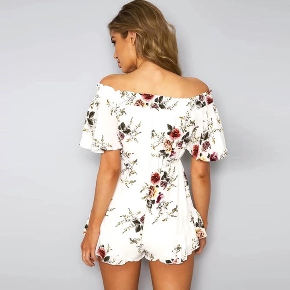 Off Shoulder Ruffle Floral Romper - Picture 3 of 6